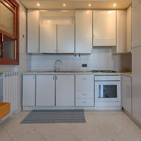 Azzurro Apartment *