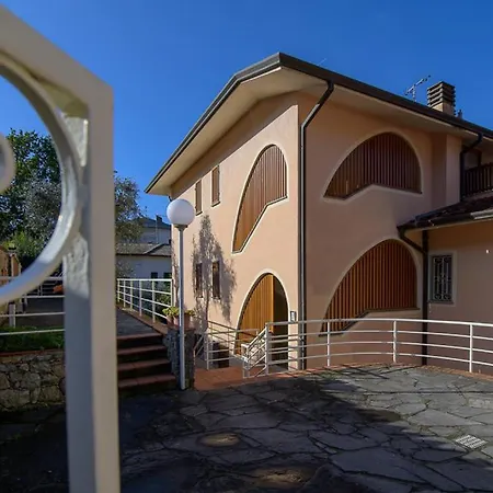 Azzurro Apartment