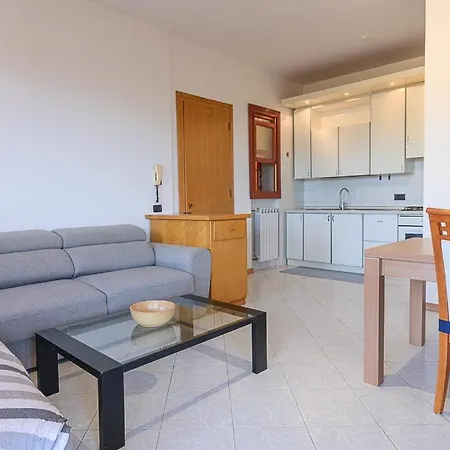 Azzurro Apartment