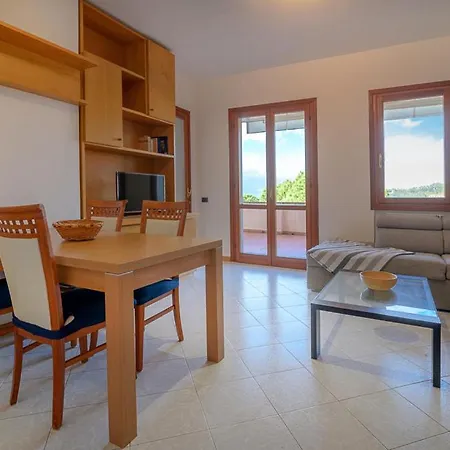Azzurro Apartment *